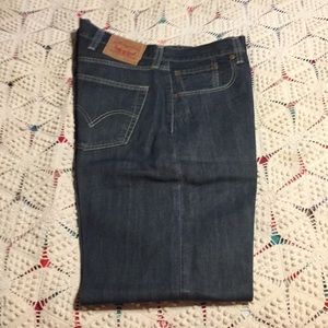Levi’s 501 in dark blue 38x34